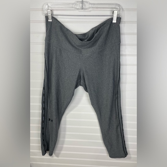 Under Armour Gray Cropped Compression Leggings XL Women’s - Picture 7 of 8